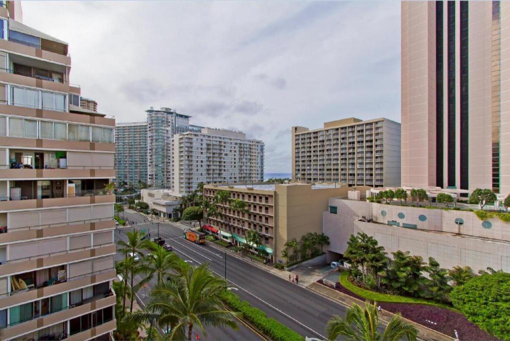 Hotel Equus Honolulu Exterior foto